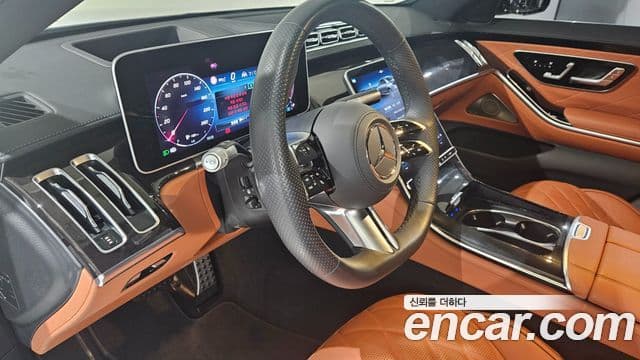 Mercedes-Benz S-Class 2025 — Photo 20/20