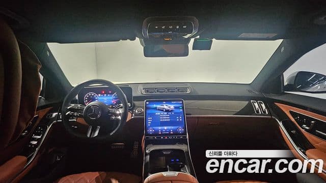 Mercedes-Benz S-Class 2025 — Photo 19/20