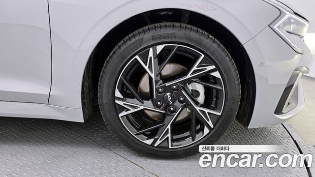 Kia K5 2024 — ფოტო 5/20