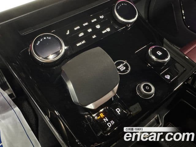 Land Rover Range Rover Sport 2023 — фото 9 из 18