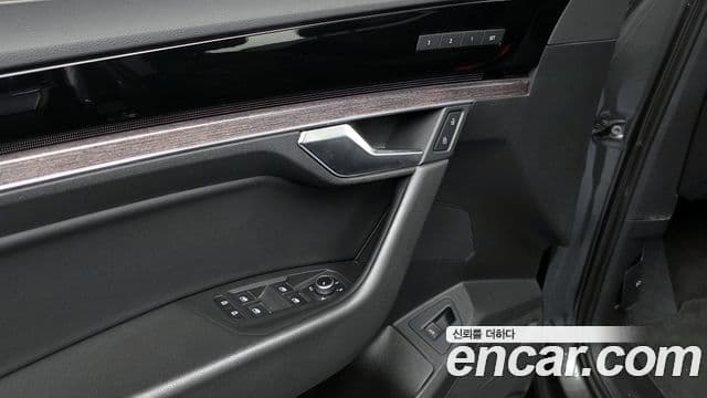 Volkswagen Touareg 2020 — ფოტო 20/20