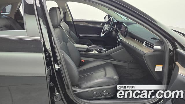 Kia K5 2022 — ფოტო 11/20