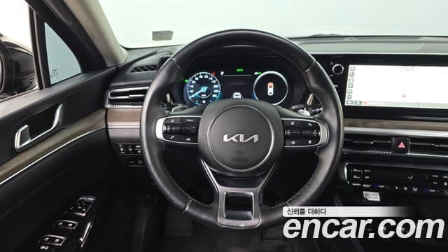 Kia K5 2022 — фото 13 из 20