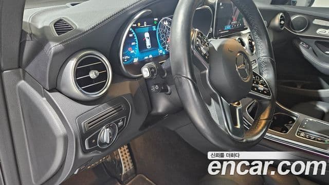 Mercedes-Benz GLC-Class 2023 — фото 15 из 20