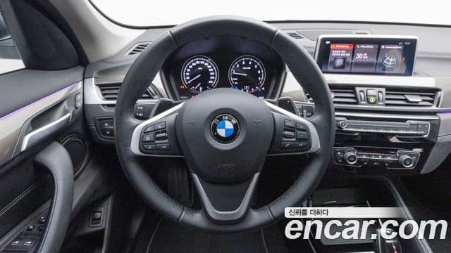 BMW X1 2021 — Şəkil 12/19