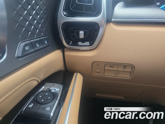 Kia Sorento 2021 — ფოტო 16/20