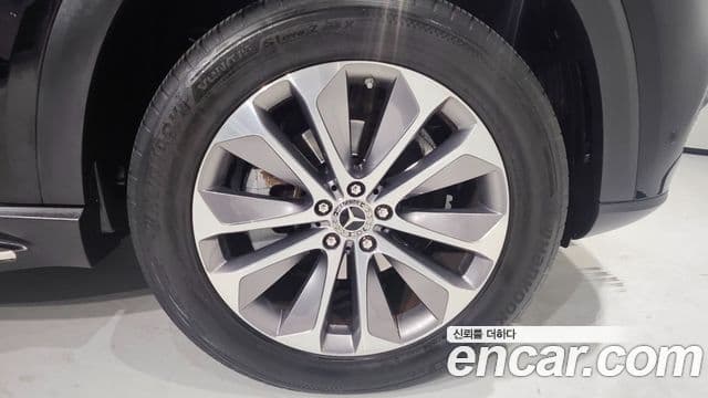 Mercedes-Benz GLE-Class 2021 — Şəkil 4/20