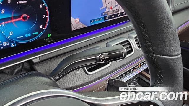 Mercedes-Benz GLE-Class 2023 — Şəkil 9/20