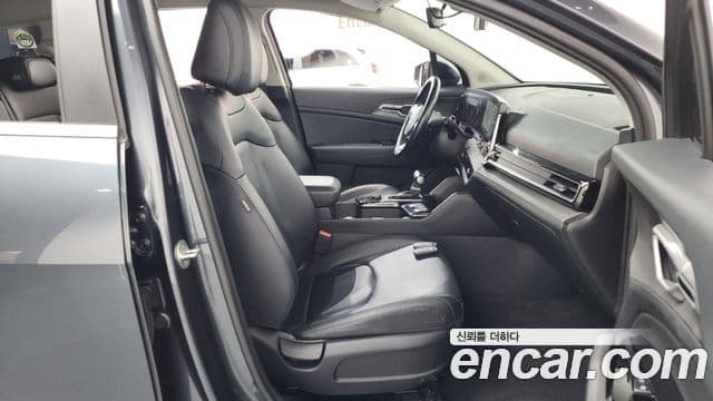 Kia Sportage 2021 — ფოტო 11/20