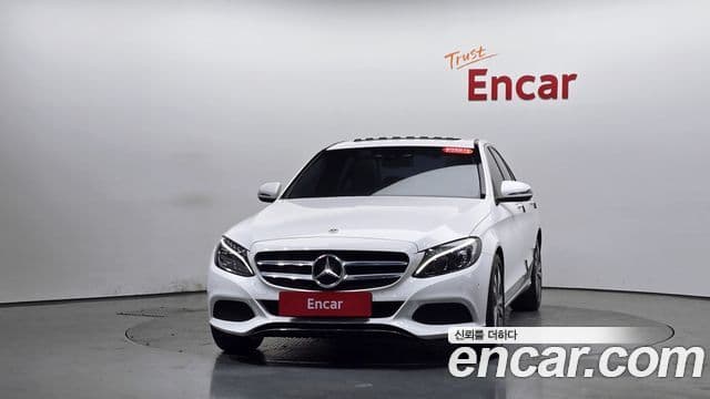 Mercedes-Benz C-Class 2018 — Şəkil 8/20