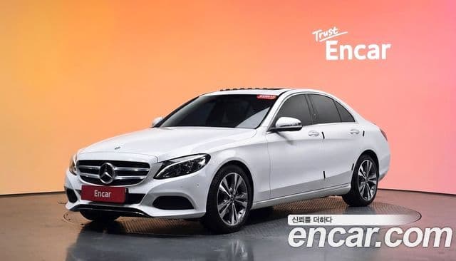 Mercedes-Benz C-Class 2018 — Şəkil 1/20