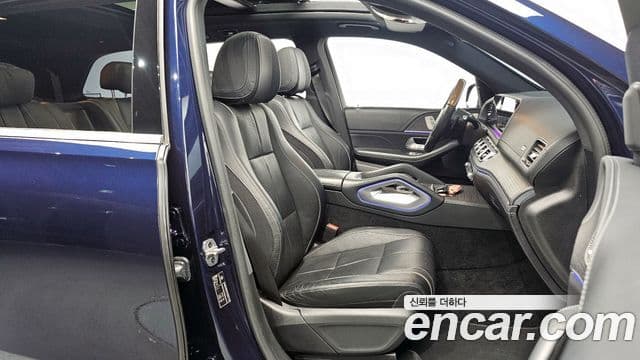 Mercedes-Benz GLS-Class 2021 — Фото 10/20