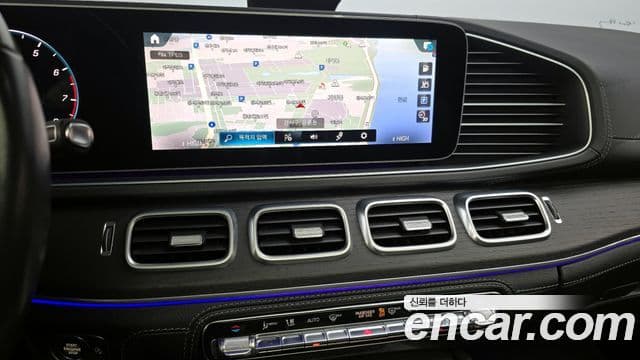 Mercedes-Benz GLS-Class 2021 — Фото 15/20
