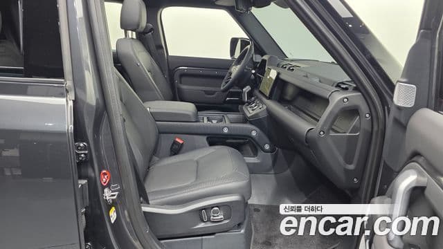 Land Rover Defender 2024 — ფოტო 3/20