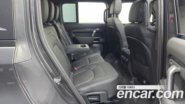 Land Rover Defender 2024 — ფოტო 5/20