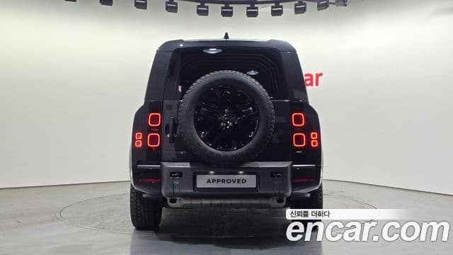 Land Rover Defender 2024 — ფოტო 7/20