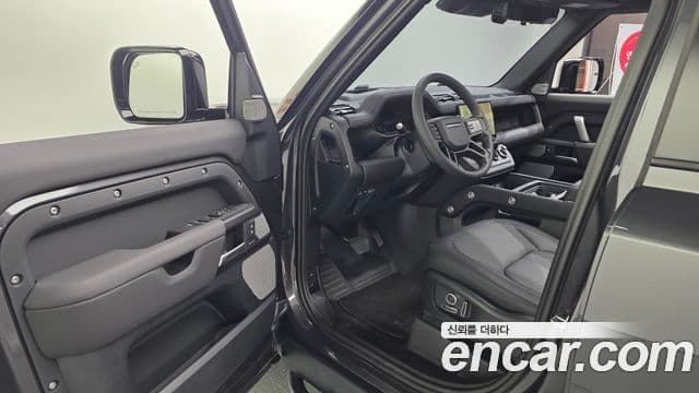 Land Rover Defender 2024 — ფოტო 11/20