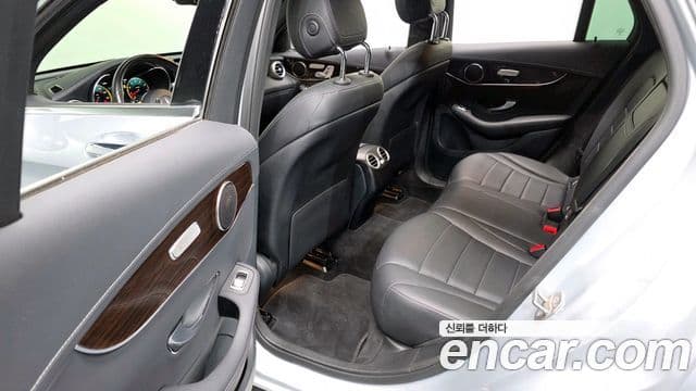 Mercedes-Benz GLC-Class 2020 — Şəkil 12/20