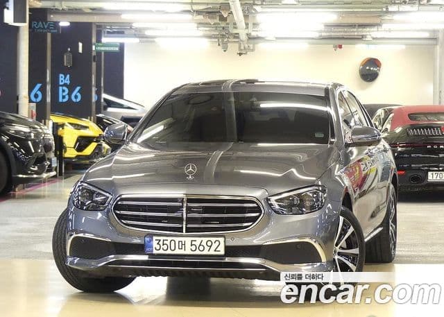 Mercedes-Benz E-Class 2021 — Şəkil 10/20