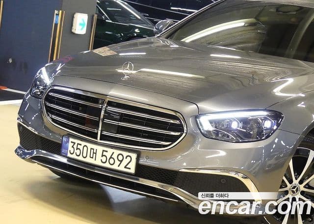 Mercedes-Benz E-Class 2021 — Şəkil 11/20
