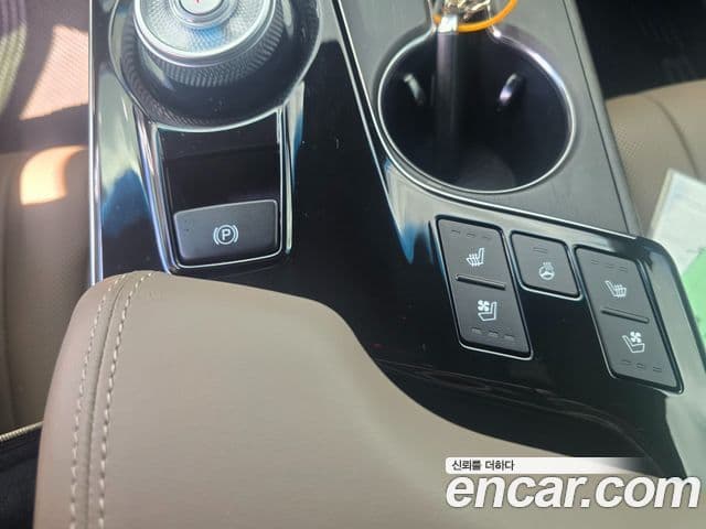 Kia K8 2024 — фото 13 из 19