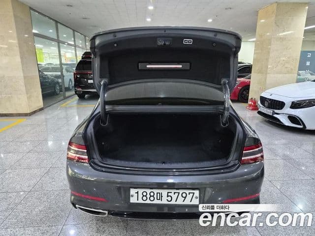 Genesis Electrified G80 2020 — фото 4 из 20