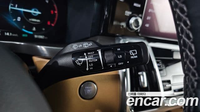 Kia Sorento 2021 — Фото 15/20