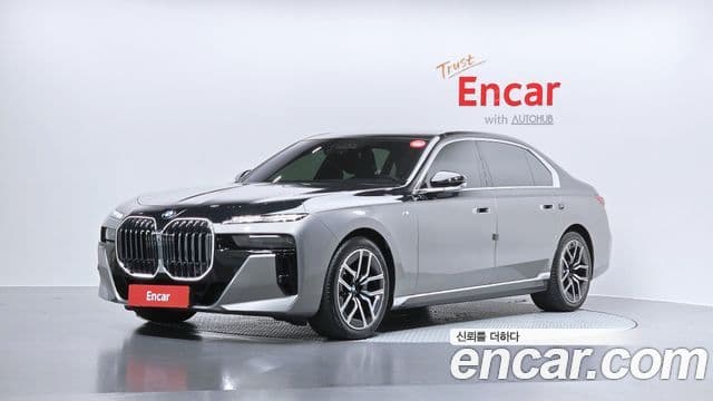 BMW 7 Series 2025 — Şəkil 1/20