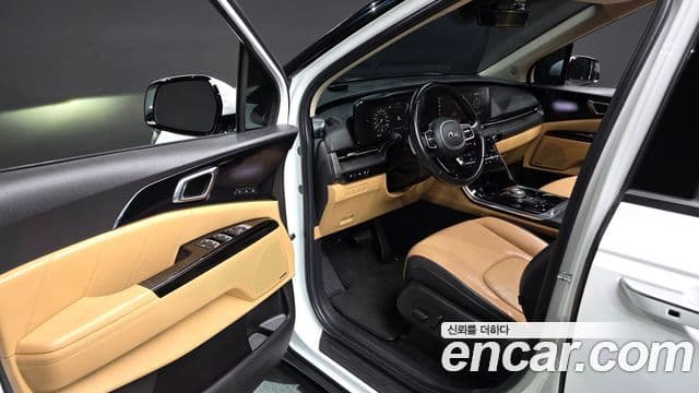 Kia Carnival 2020 — ფოტო 10/20