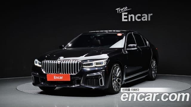 BMW 7 Series 2020 — Фото 1/20