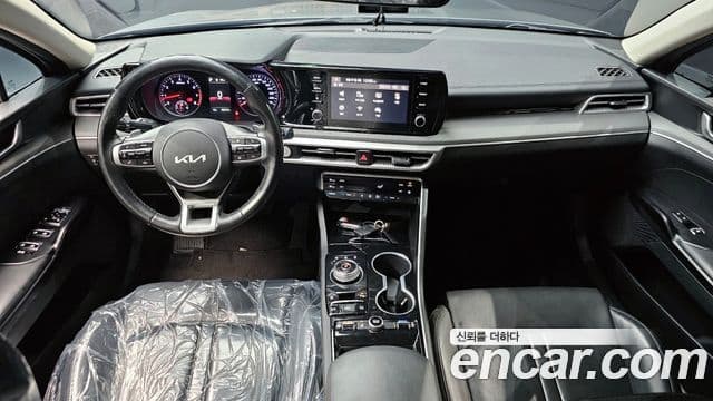 Kia K5 2021 — Şəkil 7/20