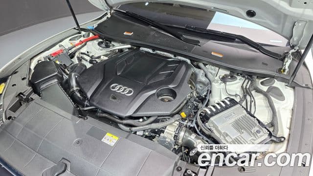 Audi A7 2021 — Photo 2/20