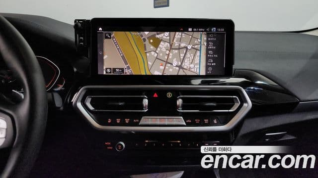 BMW X4 2023 — ფოტო 14/20