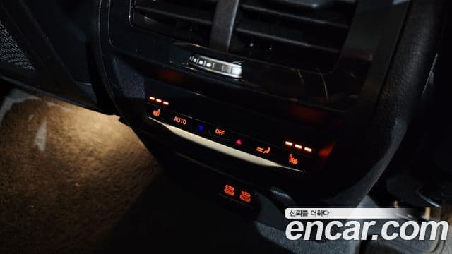 BMW X4 2023 — ფოტო 19/20
