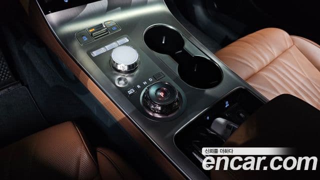 Genesis GV70 2024 — фото 9 из 20