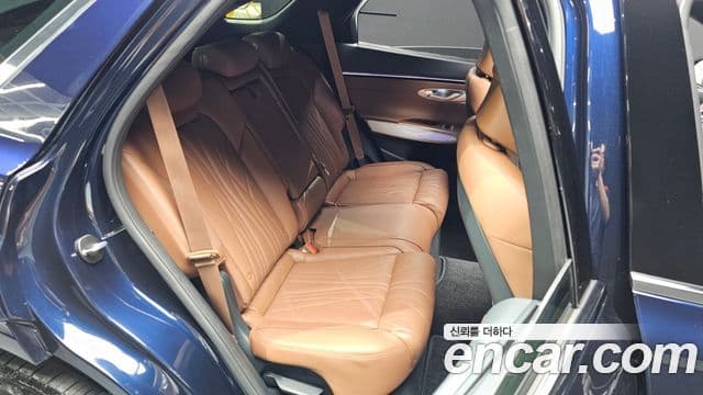 Genesis GV70 2024 — фото 12 из 20