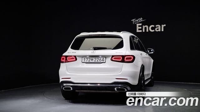 Mercedes-Benz GLC-Class 2020 — Şəkil 4/20