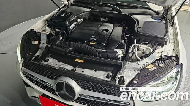 Mercedes-Benz GLC-Class 2020 — Şəkil 6/20