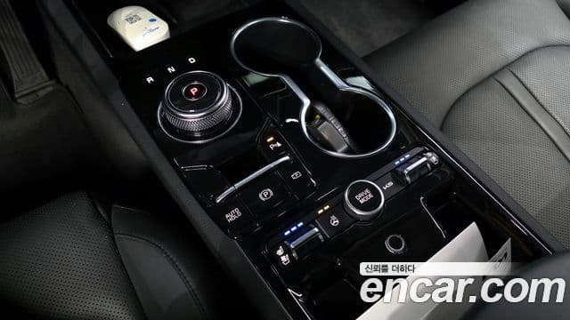 Kia K5 2024 — Şəkil 9/20