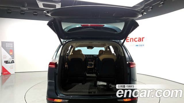 Kia Carnival 2021 — Фото 20/20
