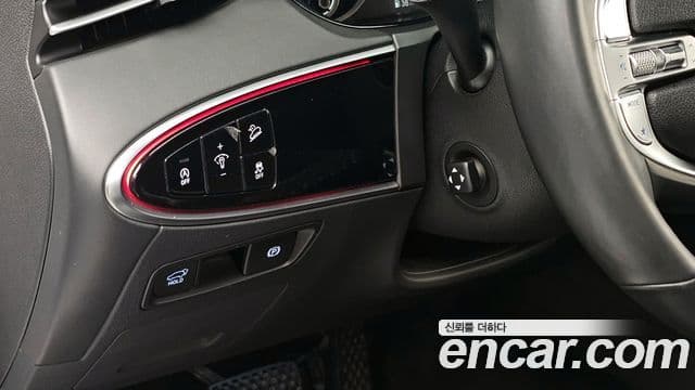 Genesis GV70 2021 — Şəkil 16/20