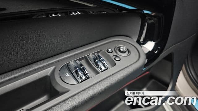 Mini Cooper Countryman 2022 — Şəkil 18/20