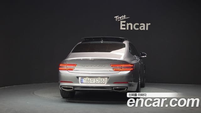 Genesis G80 2023 — ფოტო 15/20