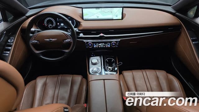 Genesis G80 2023 — ფოტო 18/20