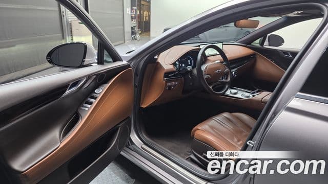 Genesis G80 2023 — ფოტო 10/20