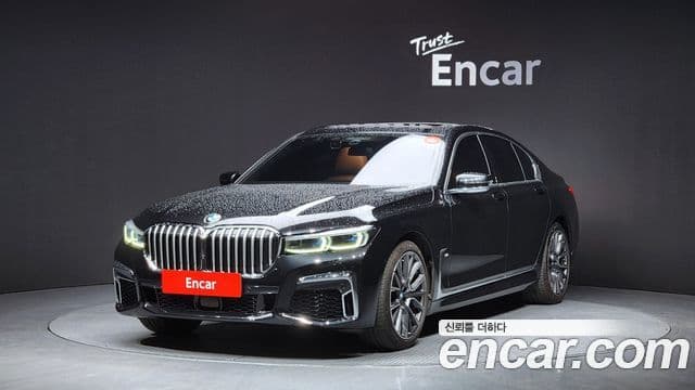 BMW 7 Series 2021 — ფოტო 1/20