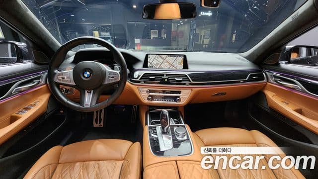 BMW 7 Series 2021 — ფოტო 7/20