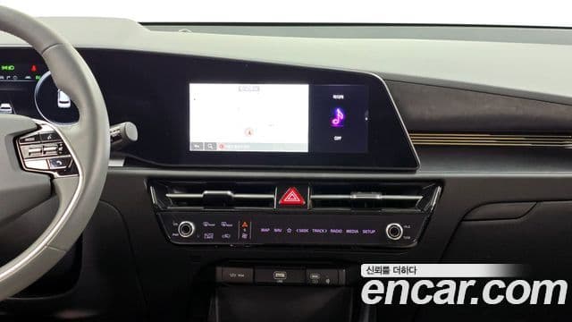 Kia Niro 2022 — Фото 14/20