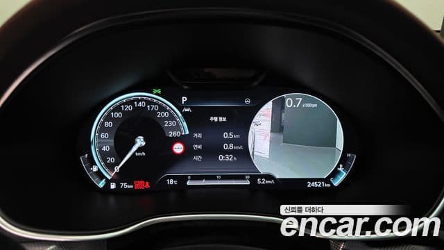 Genesis Electrified G80 2022 — Şəkil 8/20