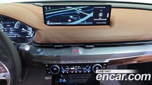 Genesis Electrified G80 2022 — Şəkil 14/20